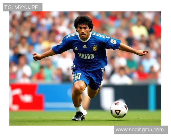 十位足球明星的传奇故事与他们在绿茵场上的辉煌成就揭秘